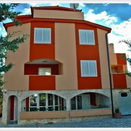 Mediteran- Kleine Mit Balkon By Interhome *