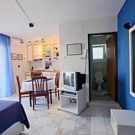 Mediteran- Kleine Mit Balkon By Interhome Apartament *